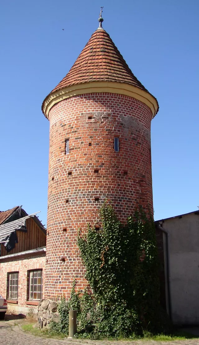 Hungerturm in der Wallstraße; Aufnahme vom 24. Juli 2008.
